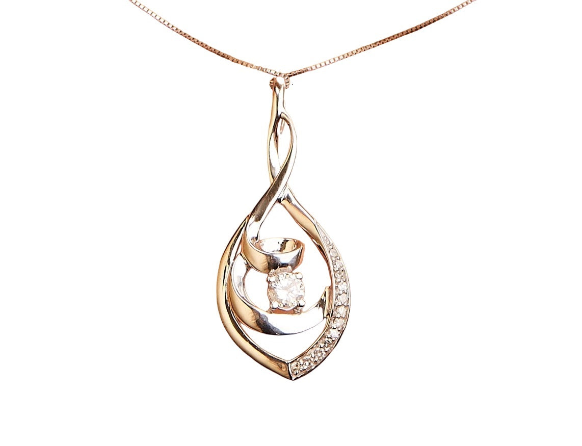 Collar con colgante de eslabones en espiral de oro blanco de 10K, diamante redondo de talla brillante de 1/4 Cttw, 45,72 cm (color I-J, claridad I2-I3)