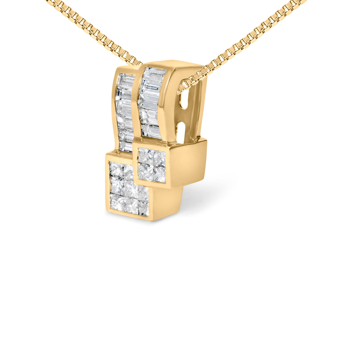 Collar con colgante geométrico de oro amarillo de 14K con diamantes talla princesa y baguette de 1 1/2 quilates (color H-I, claridad VS1-VS2)