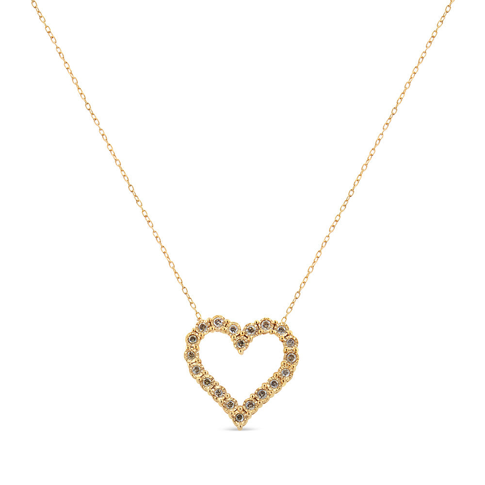 Collar con colgante de corazón de placa milagro de diamante color champán de 1/2 quilate, de plata de ley .925 con baño de oro amarillo de 10 quilates (Color K-L, Claridad I1-I2) - 18"