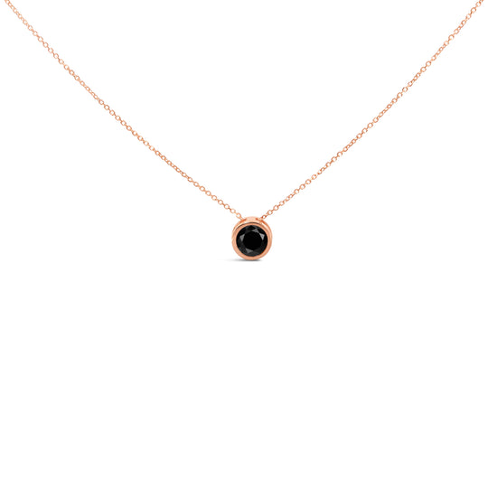 Photo of {{ product.title | truncate: 80, '' | escape }}