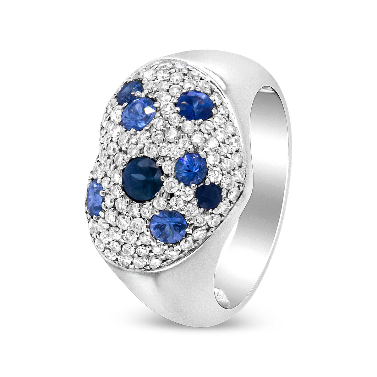 Anillo en forma de corazón con zafiro azul de oro blanco de 18 quilates y diamantes de racimo de 5/8 quilates en total (color F-G, claridad VS1-VS2) - Talla 7.5