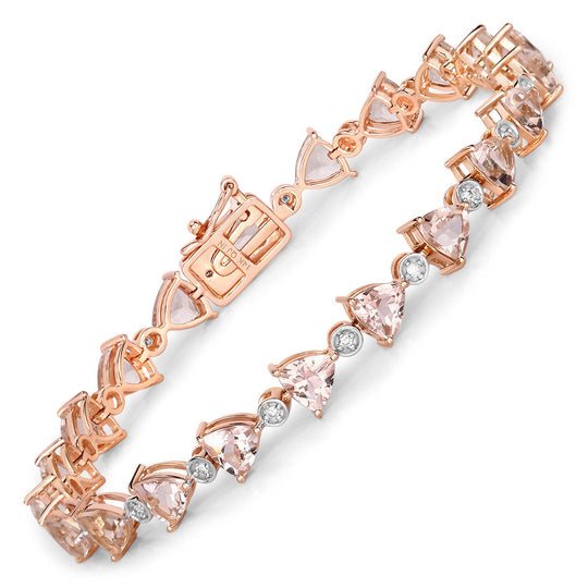 Photo of {{ product.title | truncate: 80, '' | escape }}
