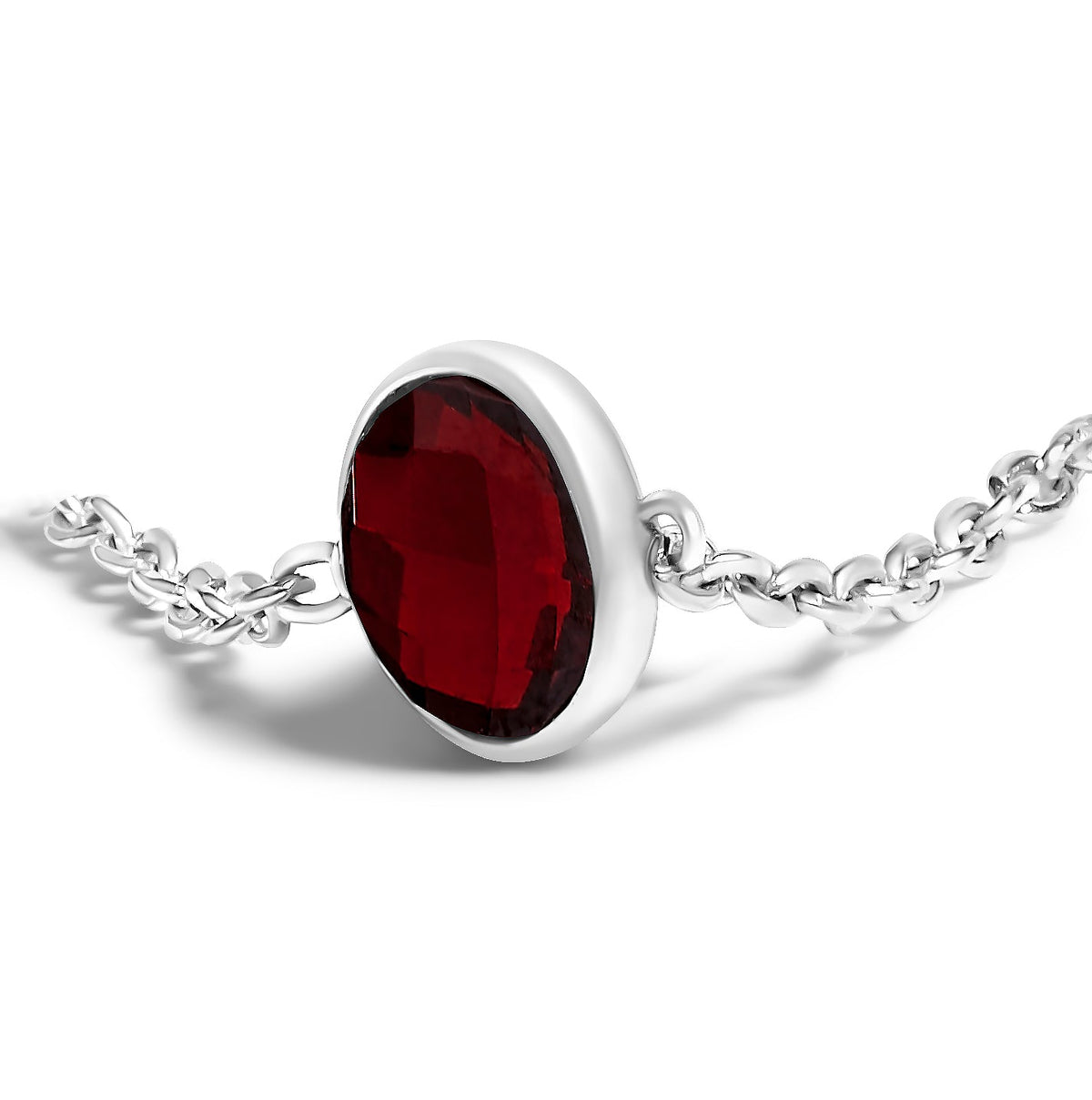 Pulsera ajustable tipo bolo de plata de ley .925 con 5 estaciones y granates rojos engastados
