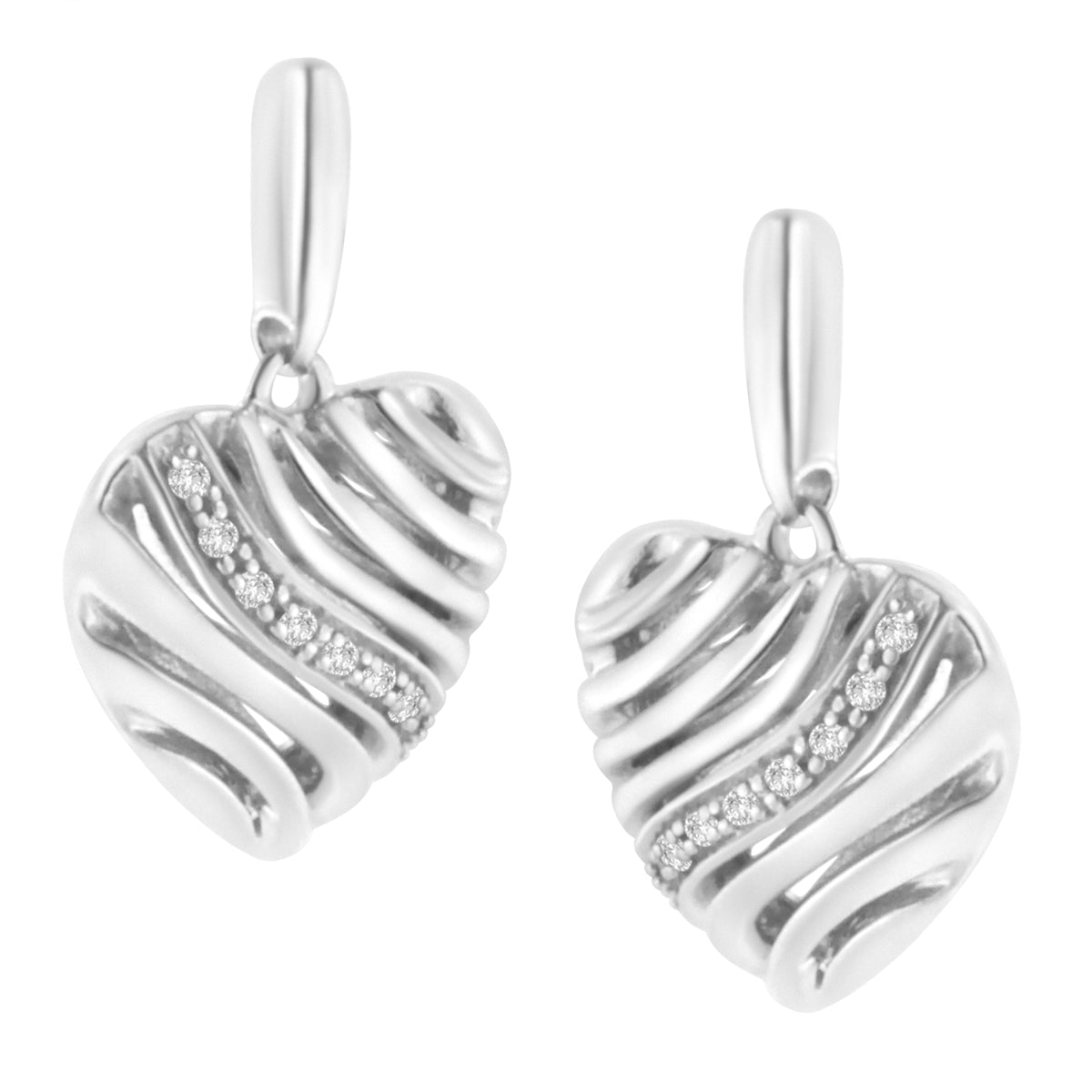 Pendientes de Plata de Ley con Corazón Acentuado con Diamantes (I-J, I1-I2)
