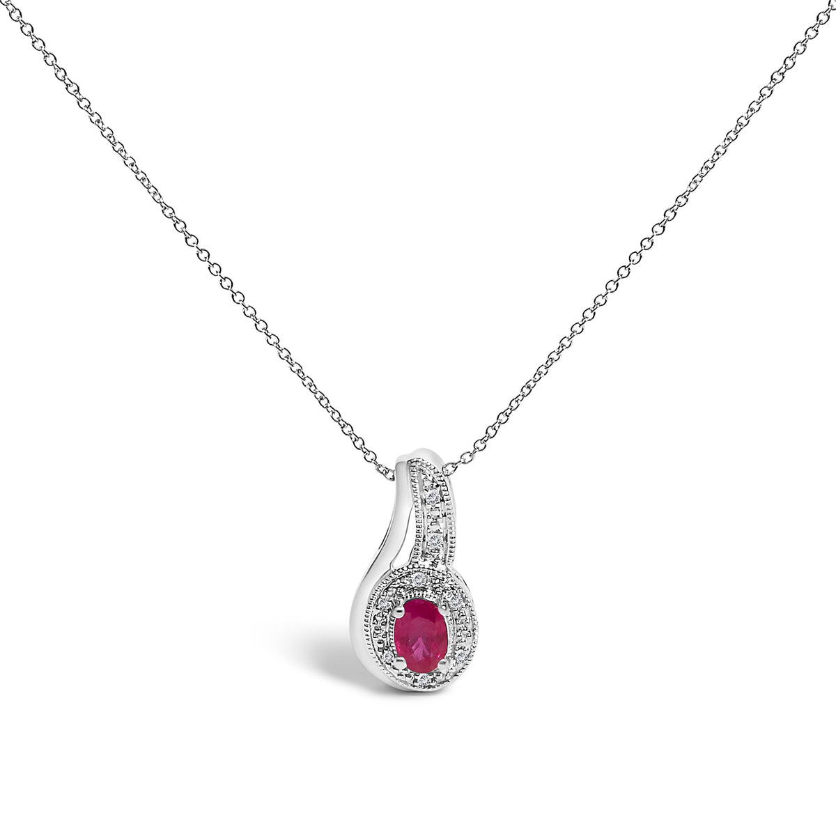 Collar con colgante de remolino milgrain de plata de ley .925 con rubí rojo y acentos de diamante - 18 pulgadas