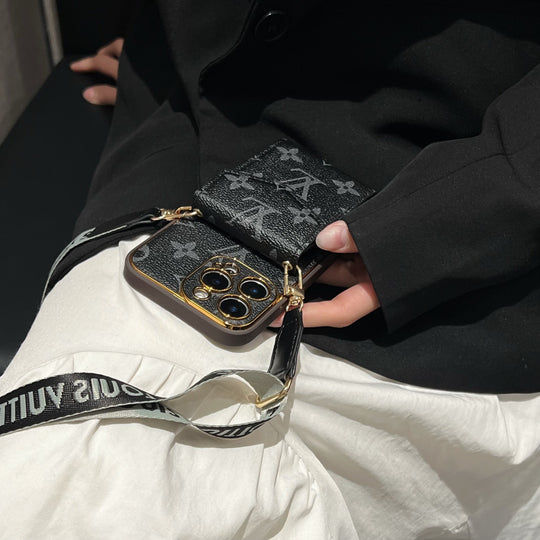 Photo of {{ product.title | truncate: 80, '' | escape }}
