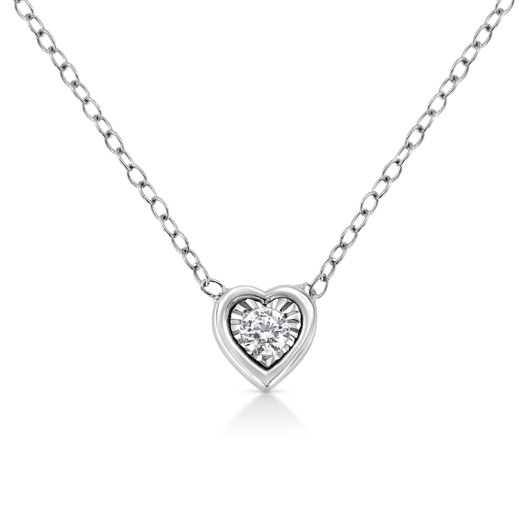 Collar con colgante de oro blanco de 10 qt con forma cuadrada de diamante de talla redonda engastado en milagro de 0,10 qt (color H-I, claridad SI2-I1) de 45,72 cm