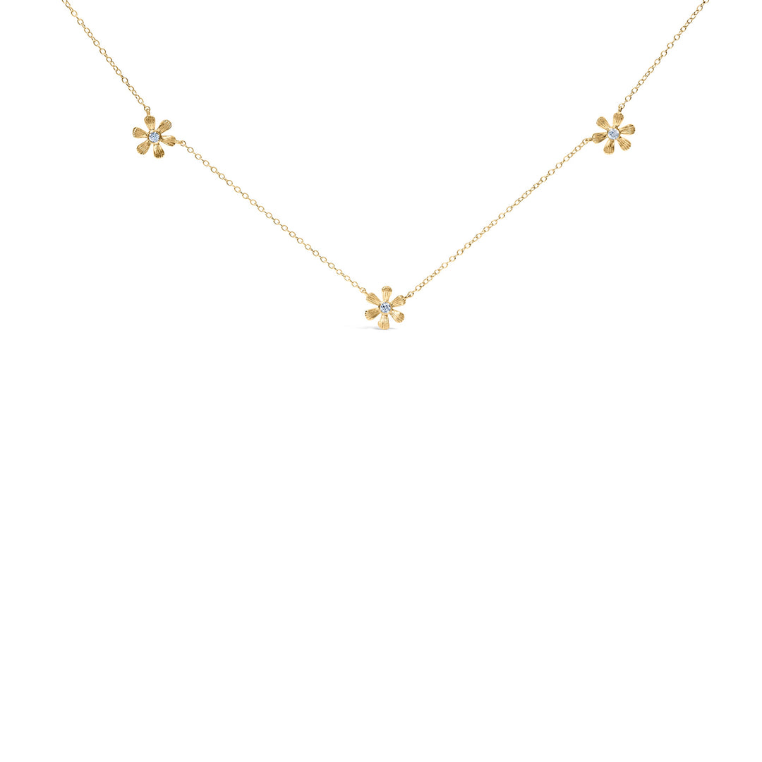 Cadena con colgante de estación floral con diamantes de oro amarillo de 10 quilates y 1/8 Cttw (Color I-J, Claridad I1-I2)
