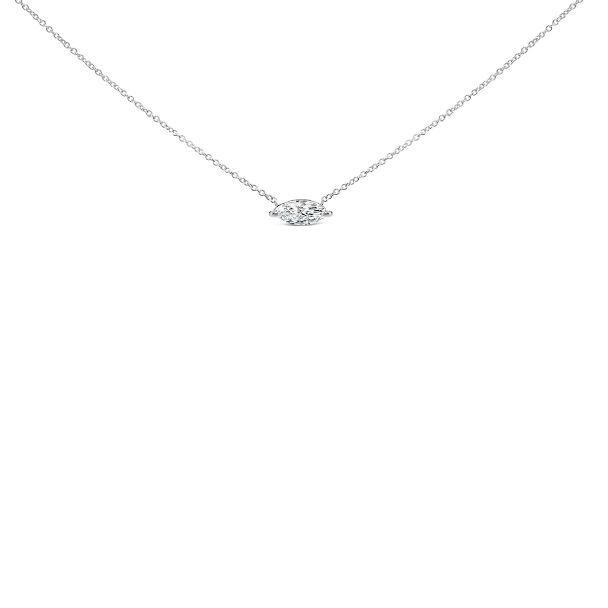 Collar con colgante de oro blanco de 14K con diamante marquise cultivado en laboratorio de 0,50 cts. en orientación este-oeste, solitario de 45,72 cm (color F-G, claridad VS2-SI1)