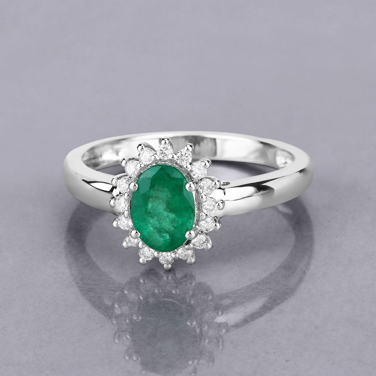 Anillo de oro blanco de 14K con esmeralda genuina de Zambia de 0,86 quilates y diamantes blancos