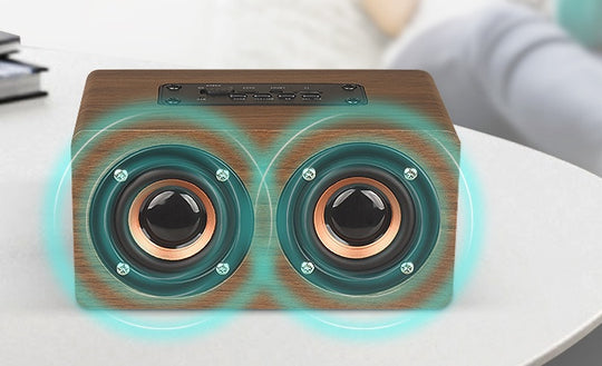 Wooden Clock with Bluetooth Speaker