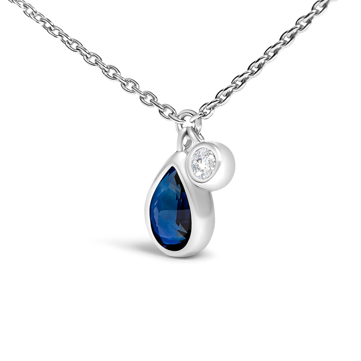 Collar con colgante de dije de zafiro azul pera de 6x4 mm y detalles de diamantes en oro blanco de 14 quilates - 18 pulgadas