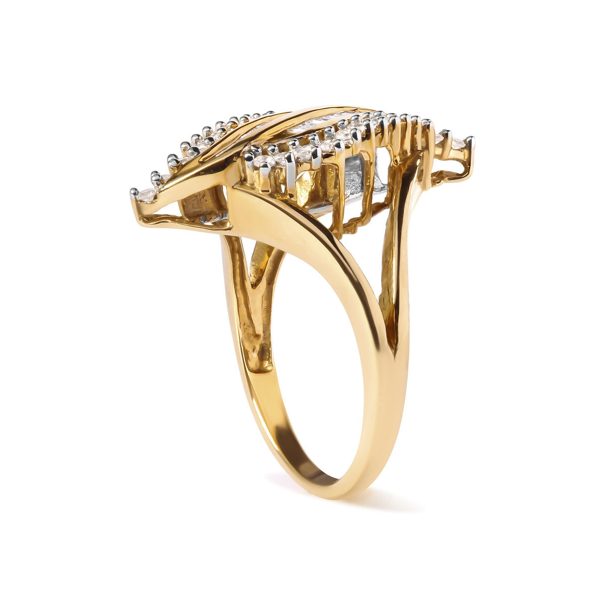 Anillo de cóctel de oro amarillo de 10K con diamantes de talla redonda y baguette de 1/2 quilate (color H-I, claridad I1-I2)
