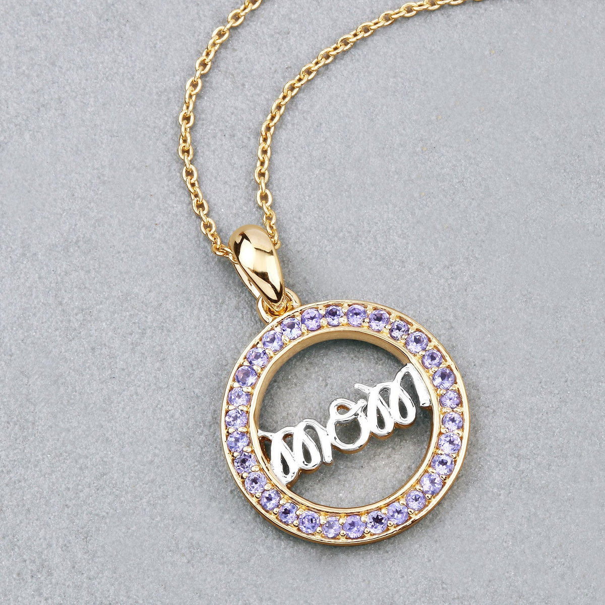 Colgante de plata de ley .925 con tanzanita genuina de 0.64 quilates