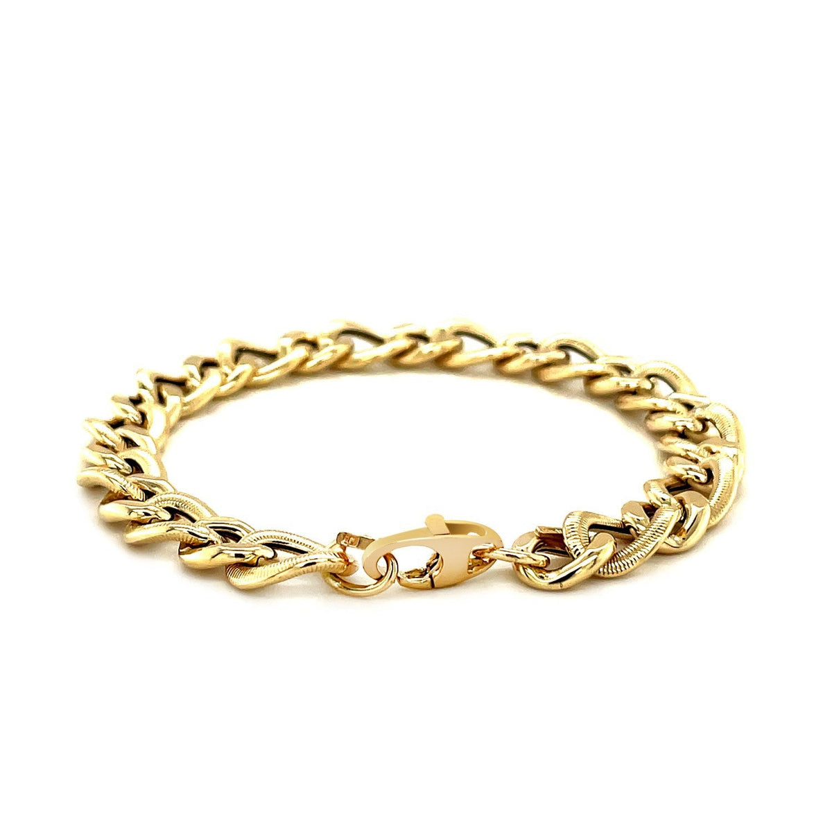 Pulsera de diseño de cadena tipo "Curb" de oro amarillo de 14k con cortes de diamante