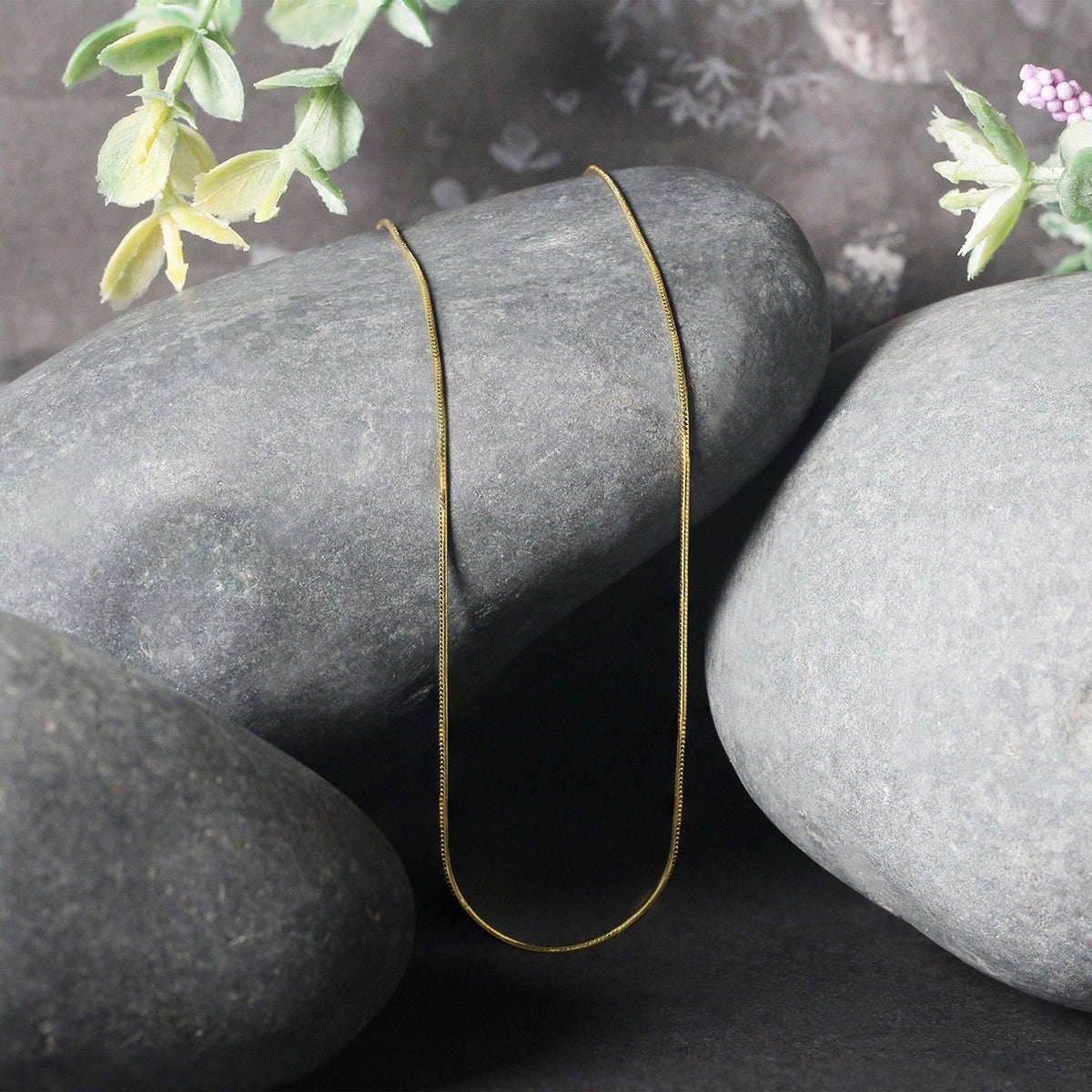 Cadena redonda de serpiente de oro amarillo de 14k de 0.7mm