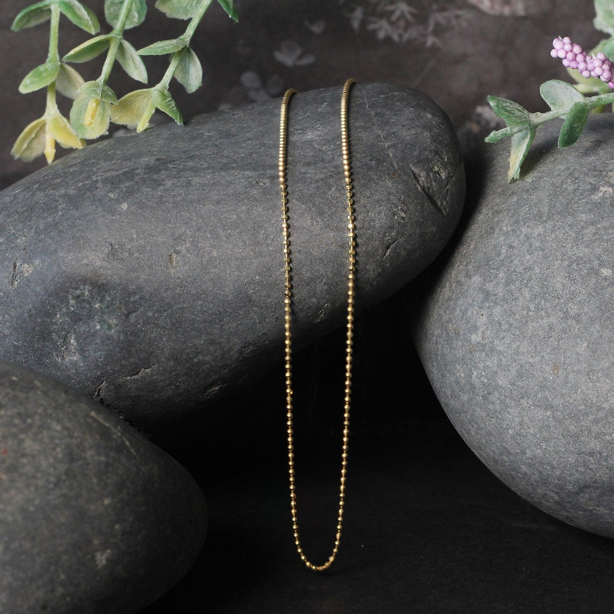 Cadena de oro amarillo de 14k de 1.0mm con cuentas facetadas
