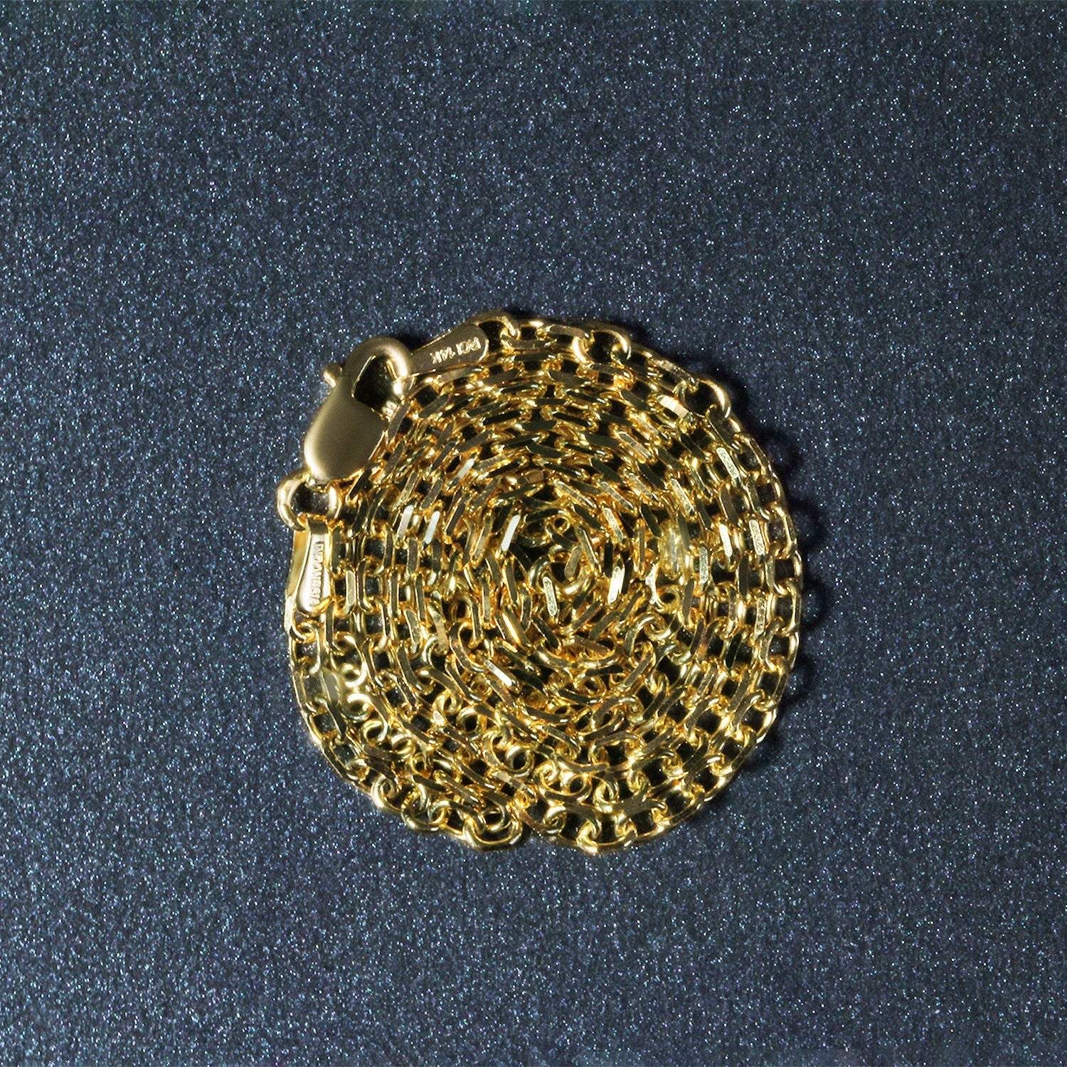 Cadena de eslabones de cable con corte de diamante de oro amarillo de 14k de 2.3 mm