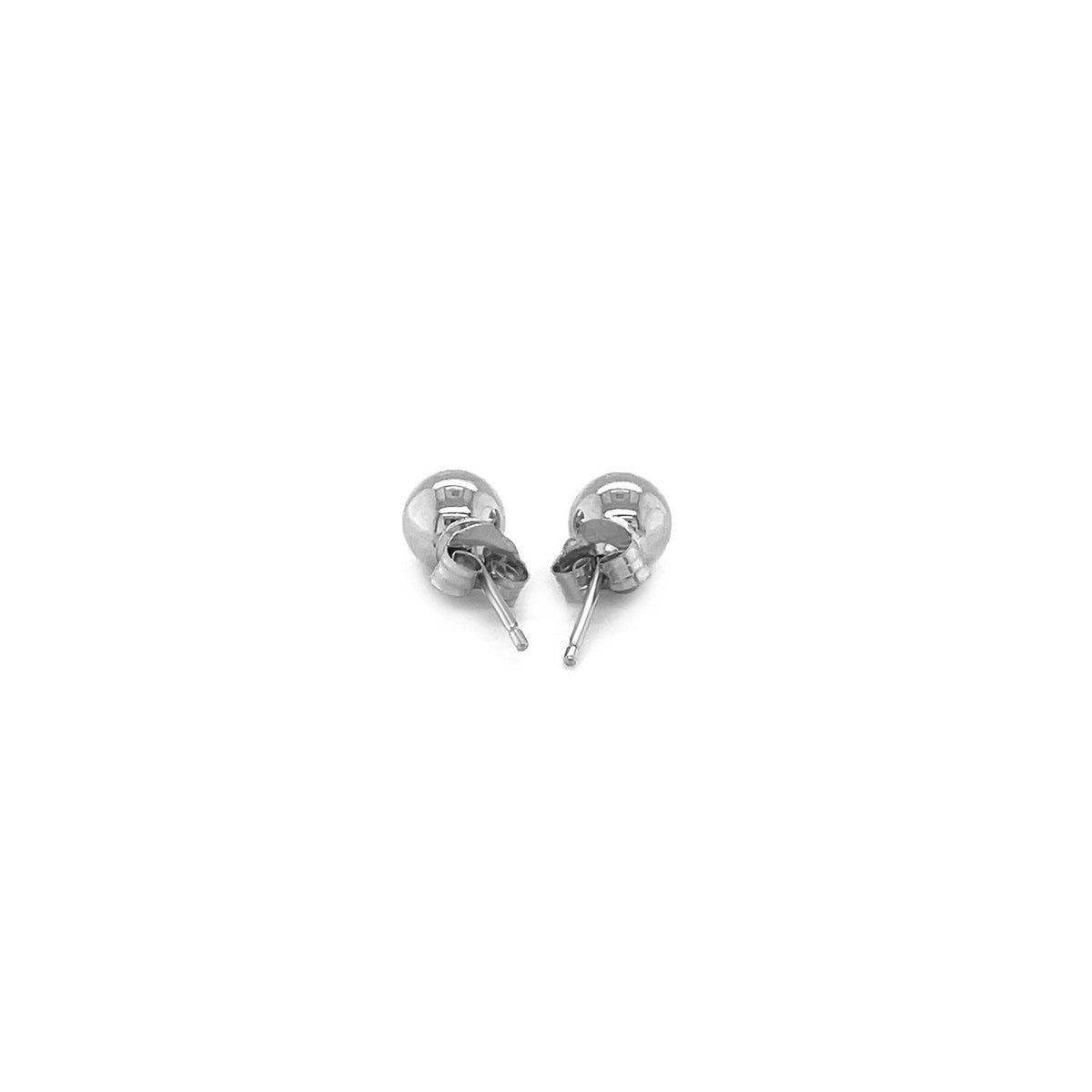 Pendientes de botón redondos clásicos de oro blanco de 14k (5.0 mm)