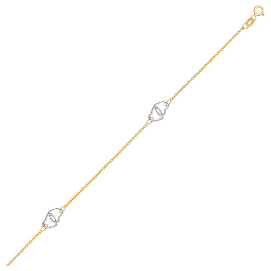 Photo of {{ product.title | truncate: 80, '' | escape }}