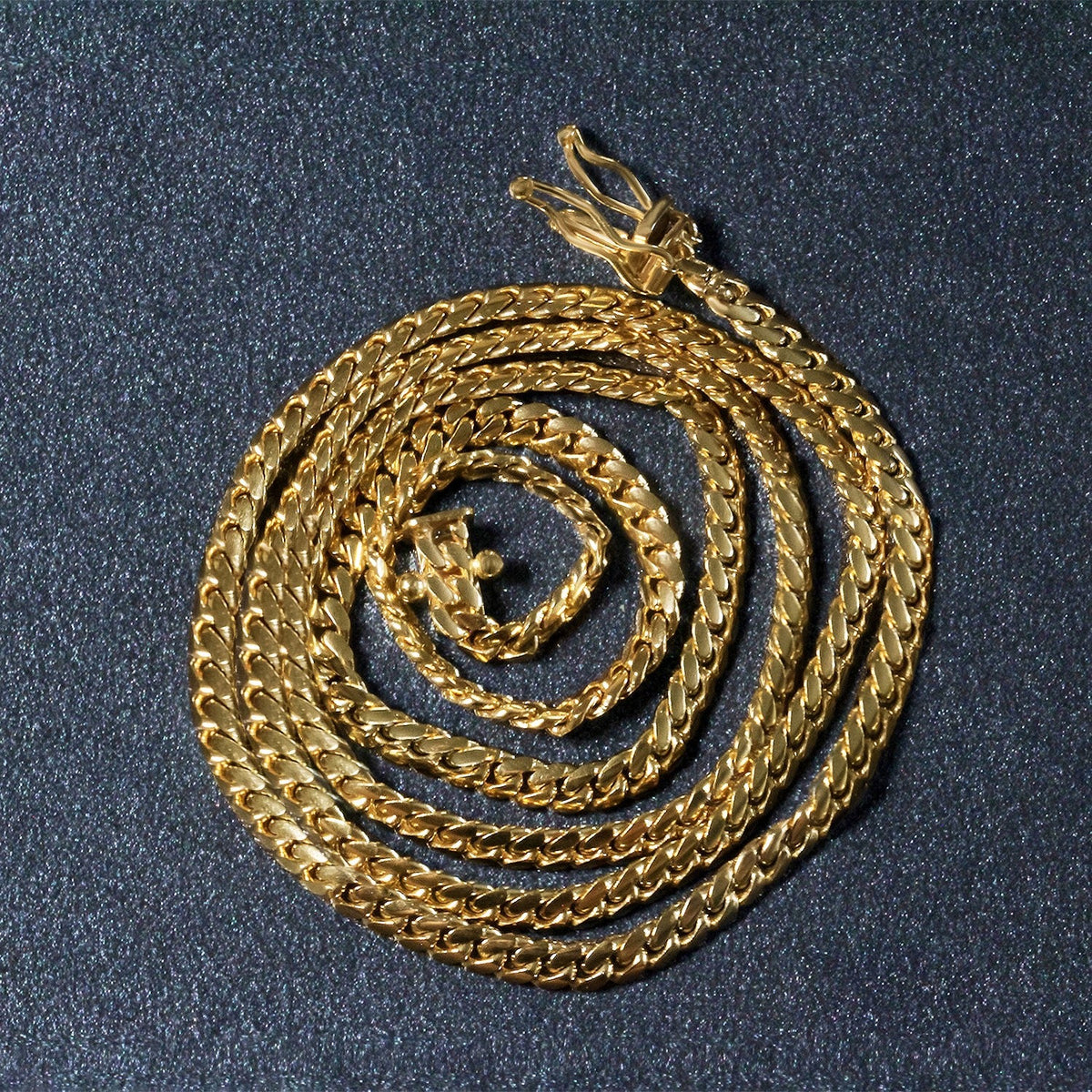 Cadena cubana clásica maciza de Miami de oro amarillo de 14k y 3,2 mm