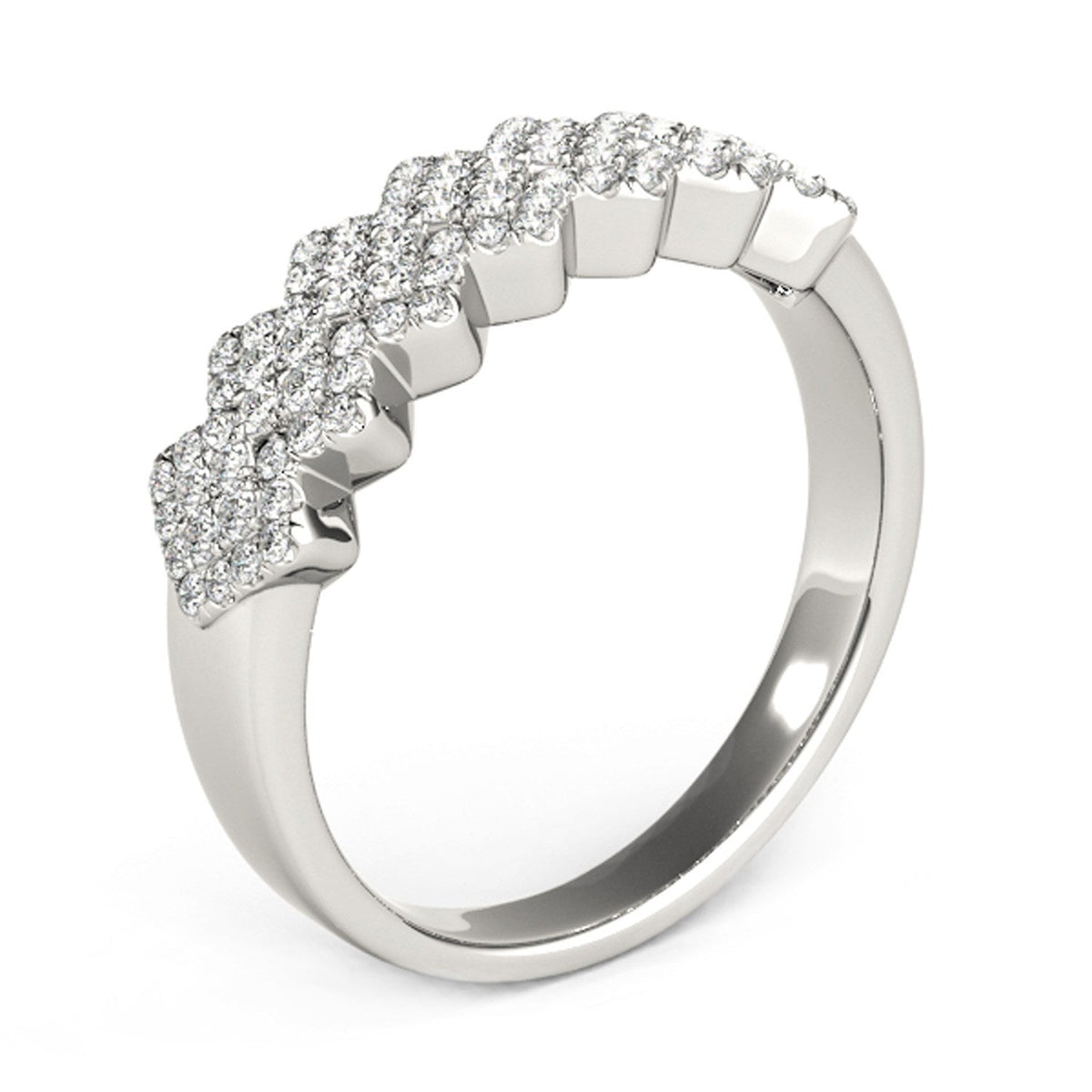 Anillo ancho con patrón multidiaogonal y diamantes en oro blanco de 14k (5/8 qt)