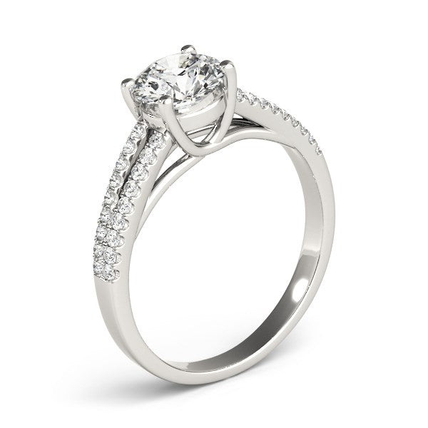Anillo de compromiso con diamante redondo de oro blanco de 14k y brazo dividido (1 1/8 ct. p.t.)