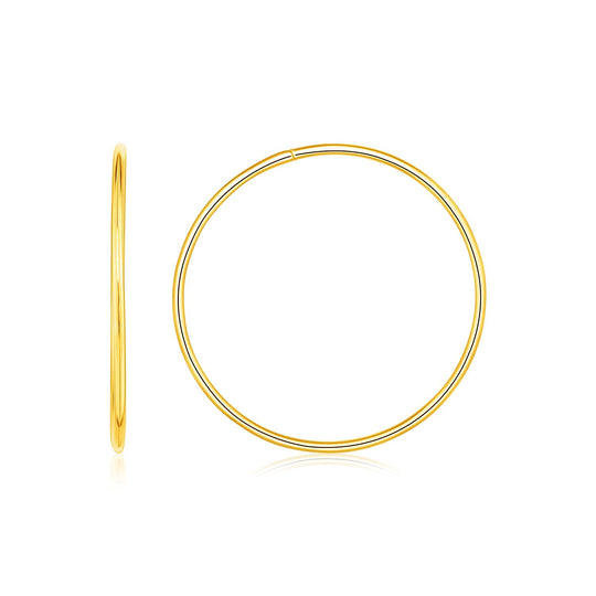 Photo of {{ product.title | truncate: 80, '' | escape }}