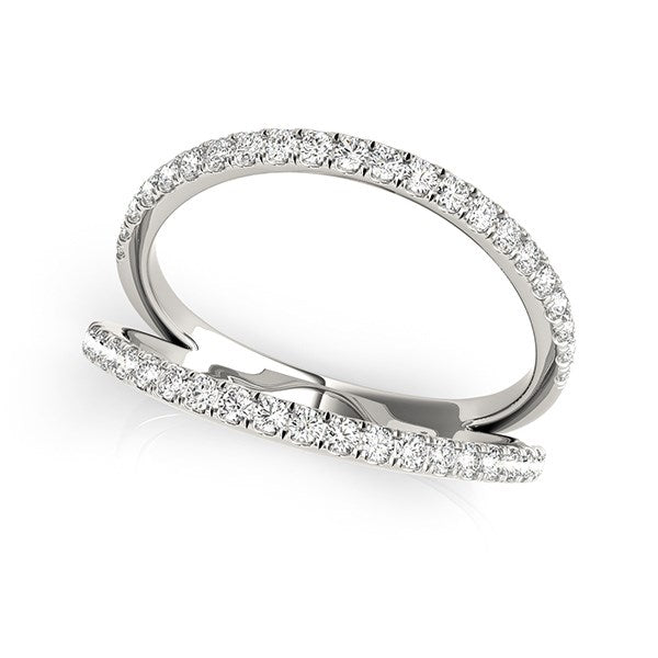 Кольцо из белого золота 14 карат с бриллиантами (общий вес 0,25 карата) с раздвоенной шинкой