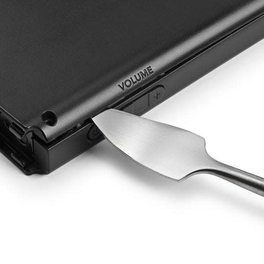 Photo of {{ product.title | truncate: 80, '' | escape }}