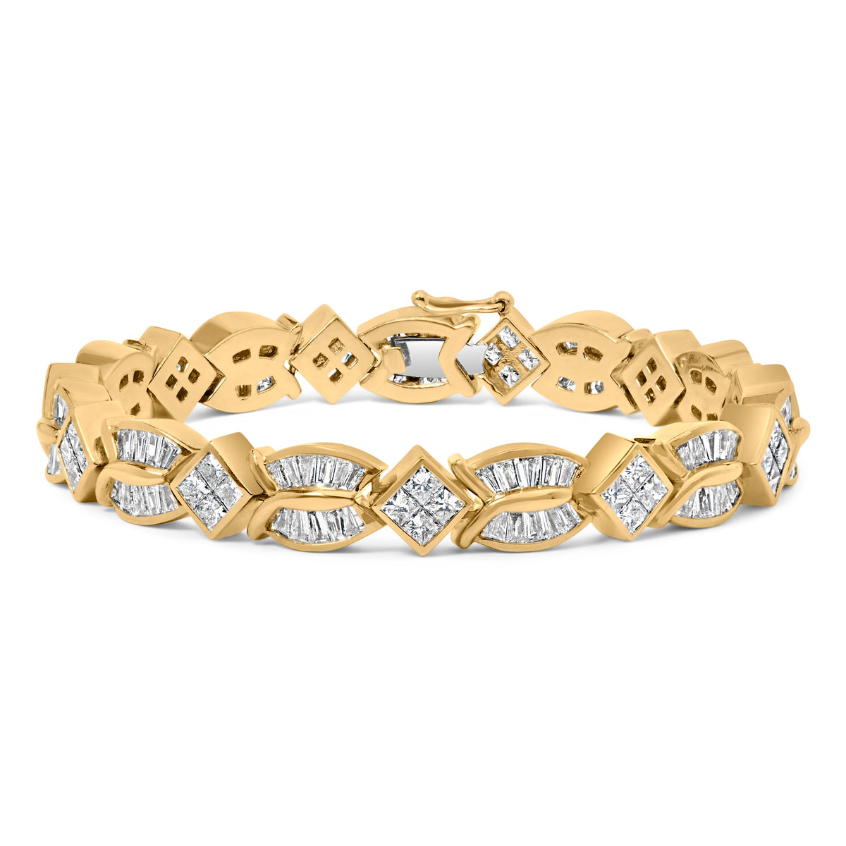 Pulsera de eslabones retorcidos geométricos de oro amarillo de 14 quilates con diamantes talla baguette y princesa de 8 1/5 Cttw (color G-H, claridad VS1-VS2) - Talla 7"