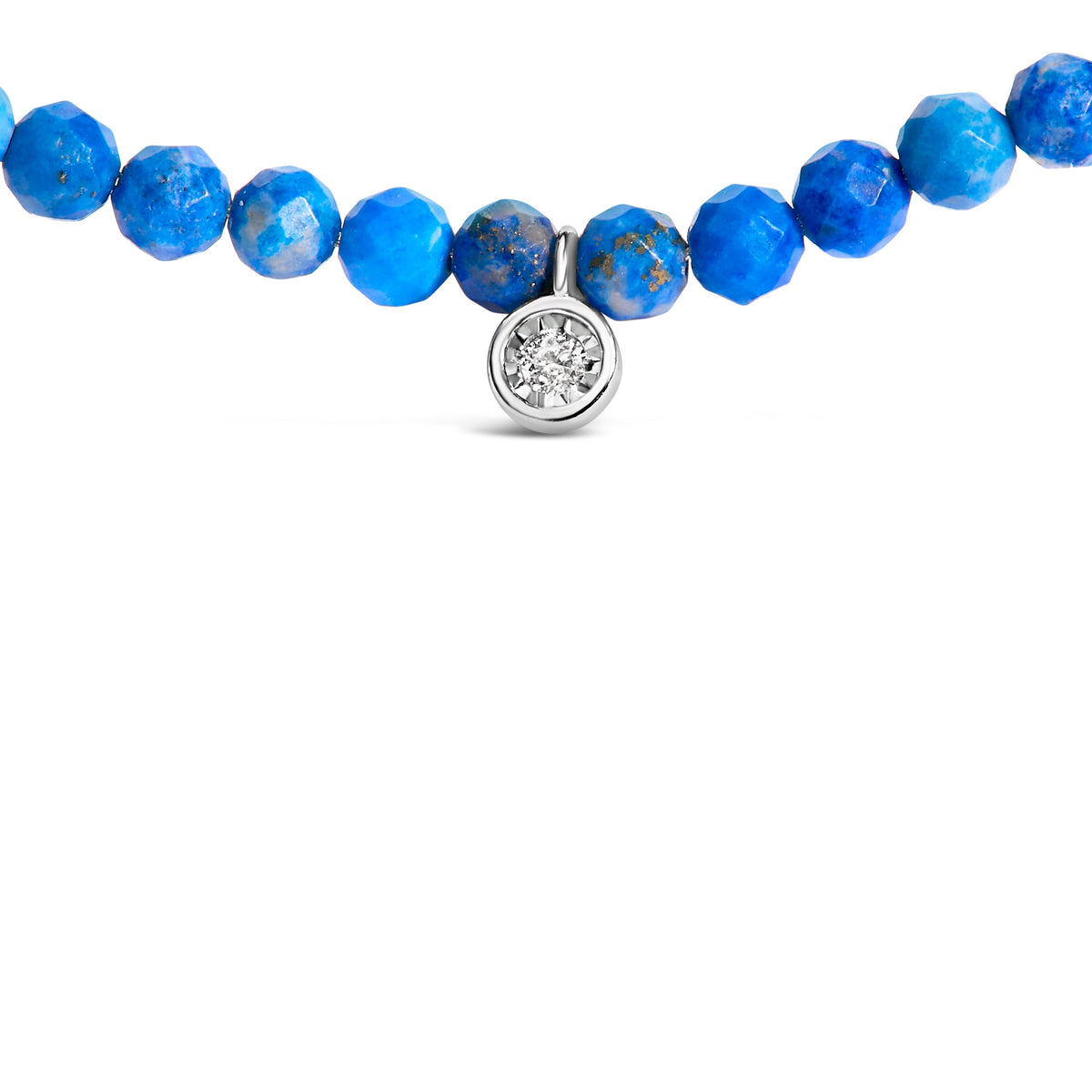 Collar de plata de ley con incrustaciones de lapislázuli azul y acentos de diamante