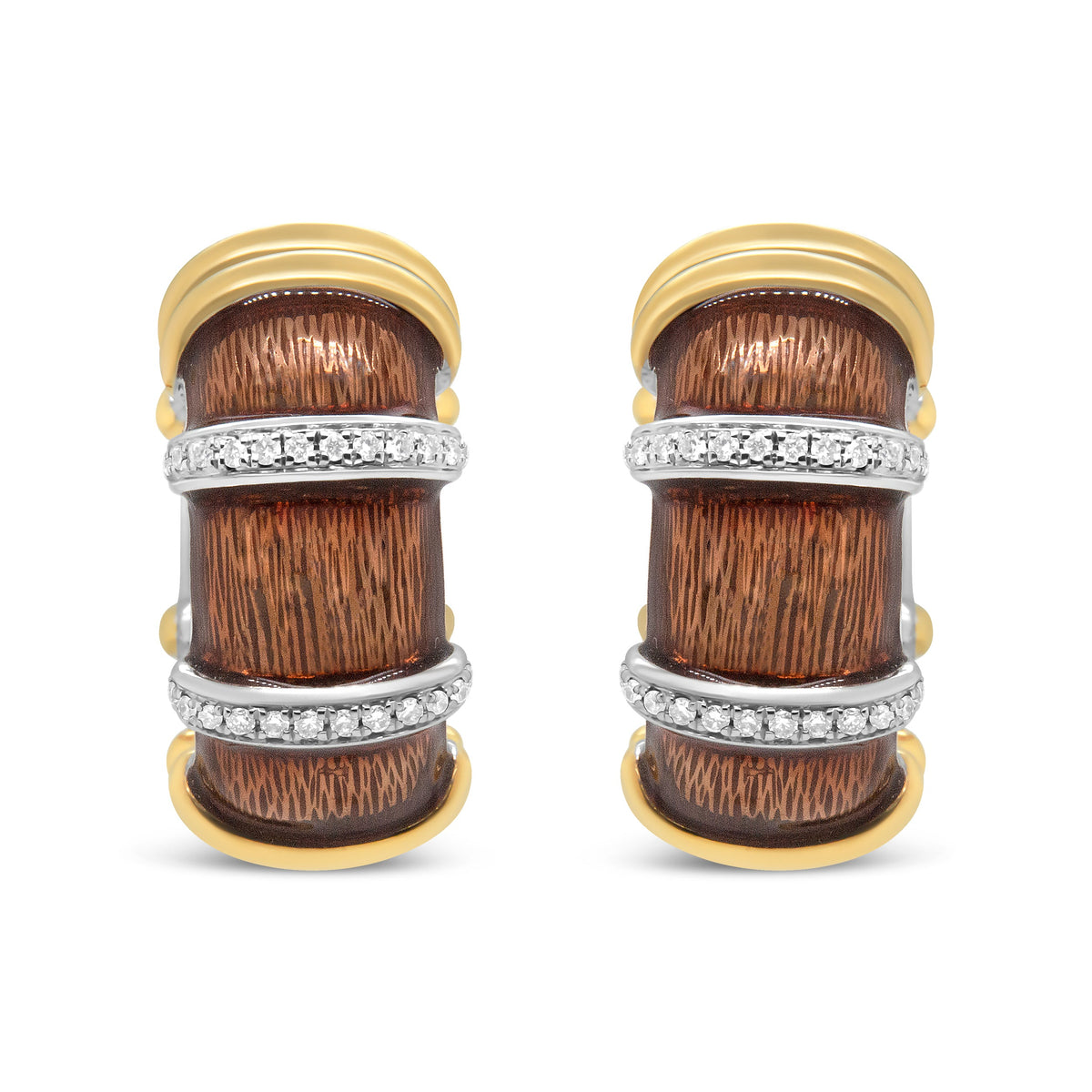 Pendientes de aro Huggie de plata de ley .925 con baño de oro amarillo y blanco de 18 quilates, esmalte marrón transparente y diamantes redondos de 9/10 Cttw (color F-G, claridad VS1-VS2)