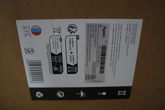 Photo of {{ product.title | truncate: 80, '' | escape }}