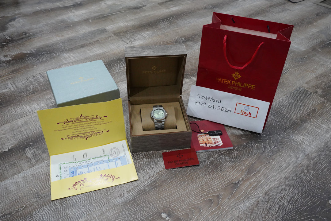 Patek Philippe Nautilus 5711/1A-014 | Olive Green Dial | New