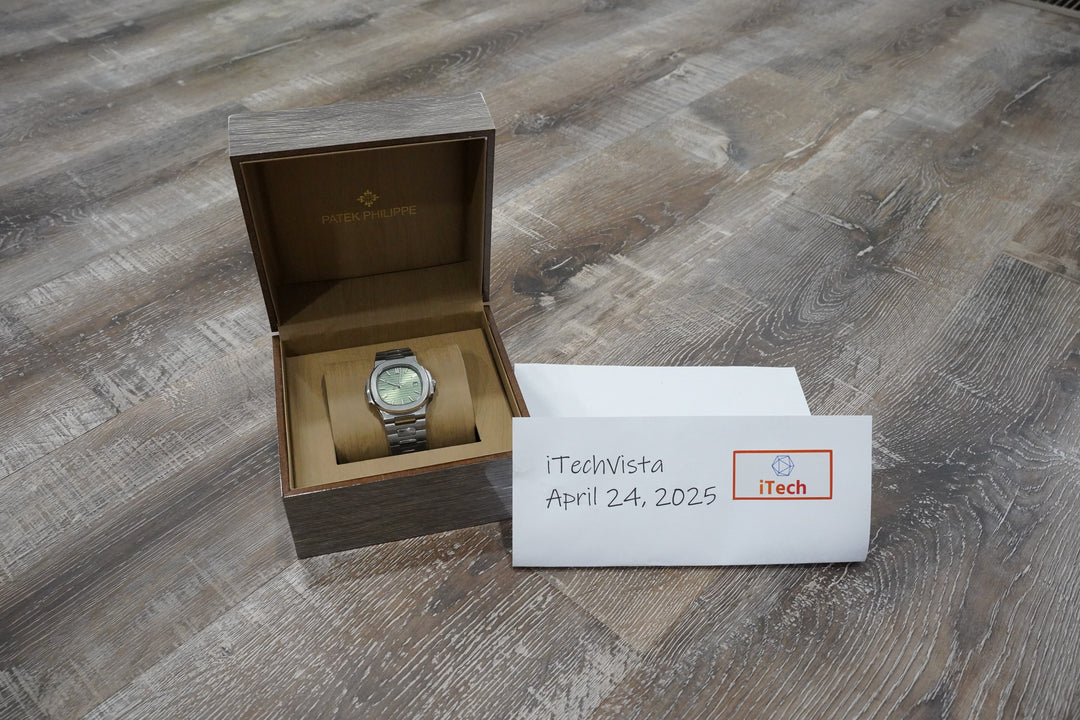 Patek Philippe Nautilus 5711/1A-014 | Olive Green Dial | New