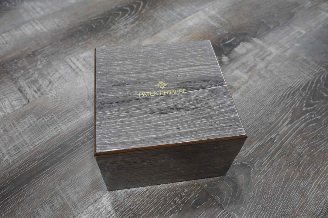 Patek Philippe Nautilus 5711/1A-014 | Olive Green Dial | New