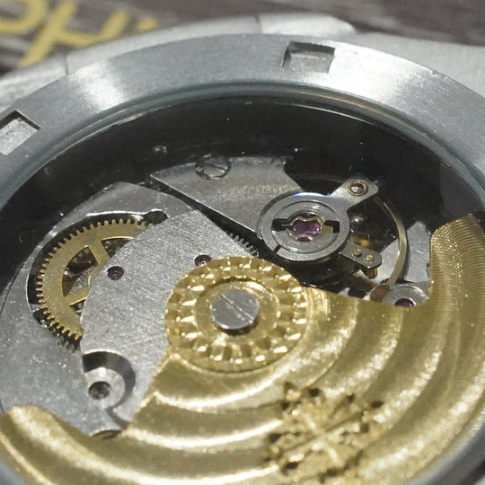 Photo of {{ product.title | truncate: 80, '' | escape }}