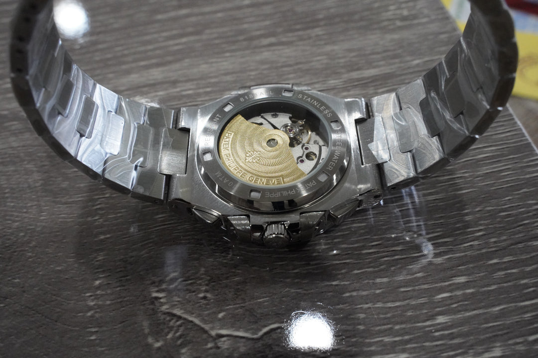 Patek Philippe Nautilus 5990/1A-011 | Travel Time Chronograph