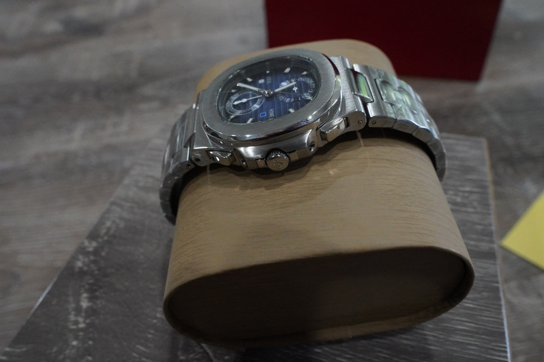 Patek Philippe Nautilus 5990/1A-011 | Travel Time Chronograph