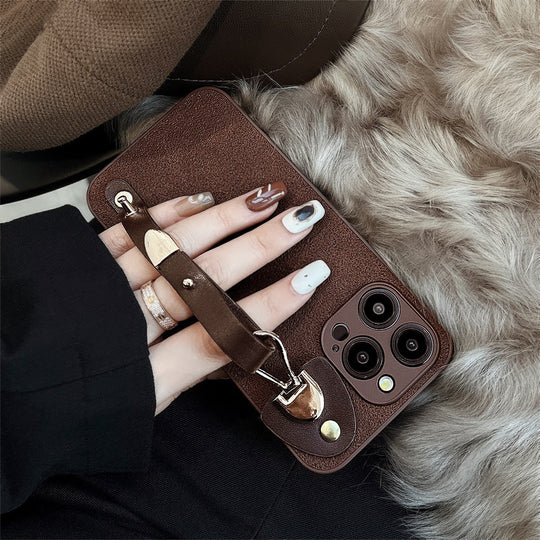 Photo of {{ product.title | truncate: 80, '' | escape }}