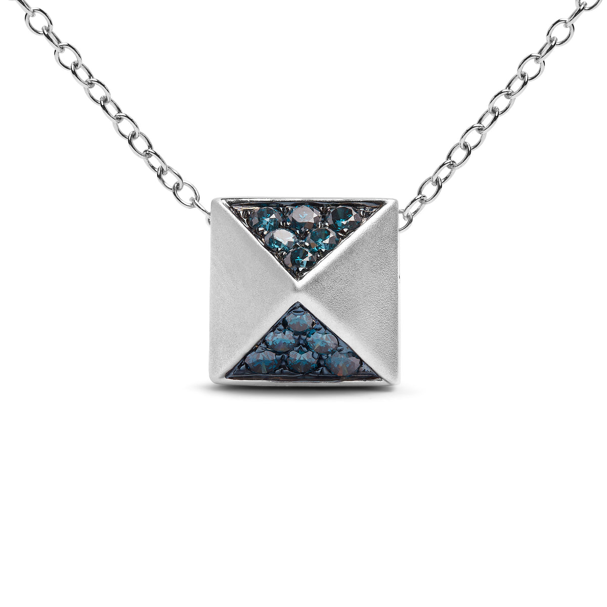 Collar con colgante piramidal con acabado mate de oro blanco de 14K con diamante azul tratado de 1/4 qt (color azul, claridad SI1-SI2) - 18 pulgadas