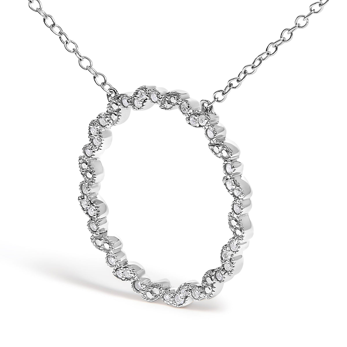 Collar con colgante de círculo de amor con cuentas de plata de ley .925 con diamante cultivado en laboratorio de 1/7 ct. - Tamaño 18 pulgadas