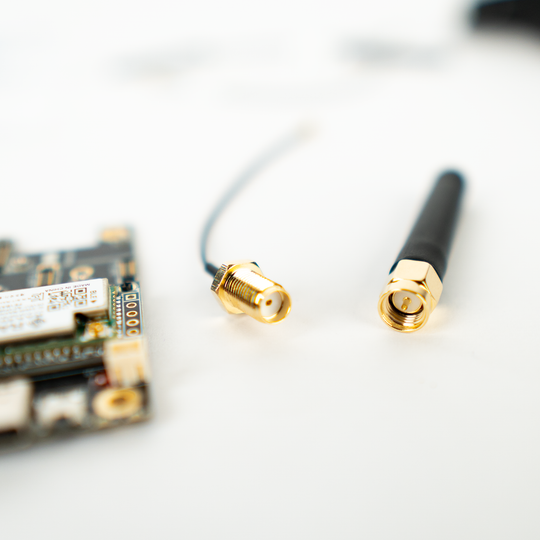 Photo of {{ product.title | truncate: 80, '' | escape }}