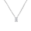 Collar con colgante de oro blanco de 14K con diamante solitario de talla esmeralda de 1/3 Cttw y 18