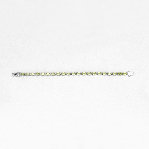 Photo of {{ product.title | truncate: 80, '' | escape }}