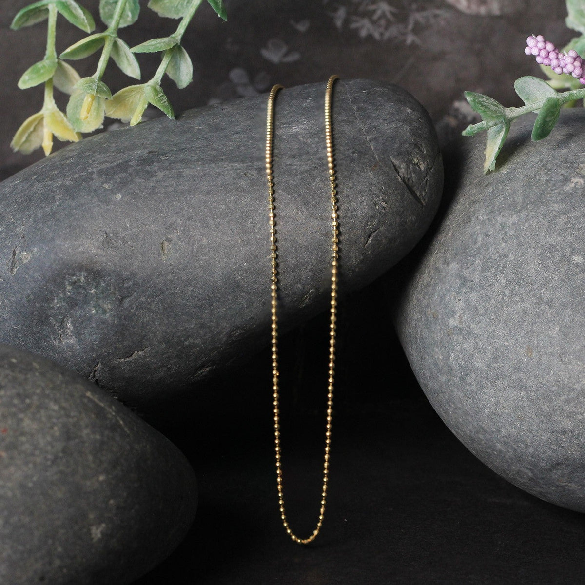 Cadena de oro amarillo de 14k de 1.0mm con cuentas facetadas