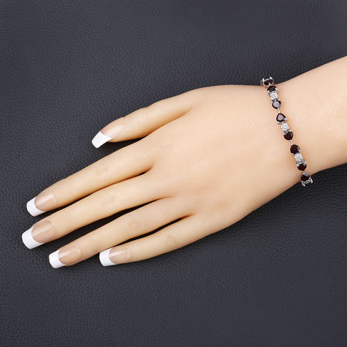 Brazalete de plata de ley .925 con granate genuino de 11.10 quilates y diamantes blancos