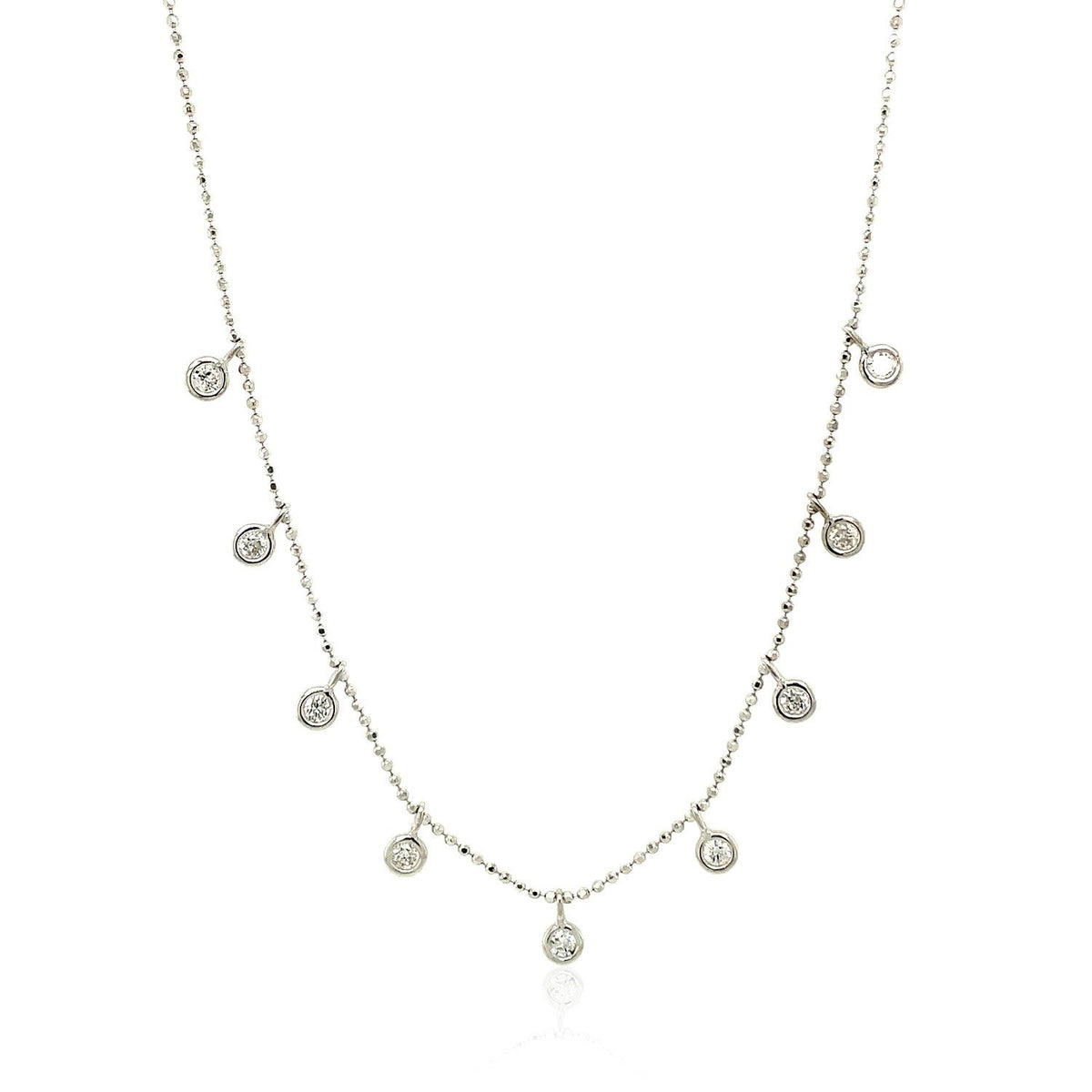 Collar de oro blanco de 14k con dijes de diamantes redondos