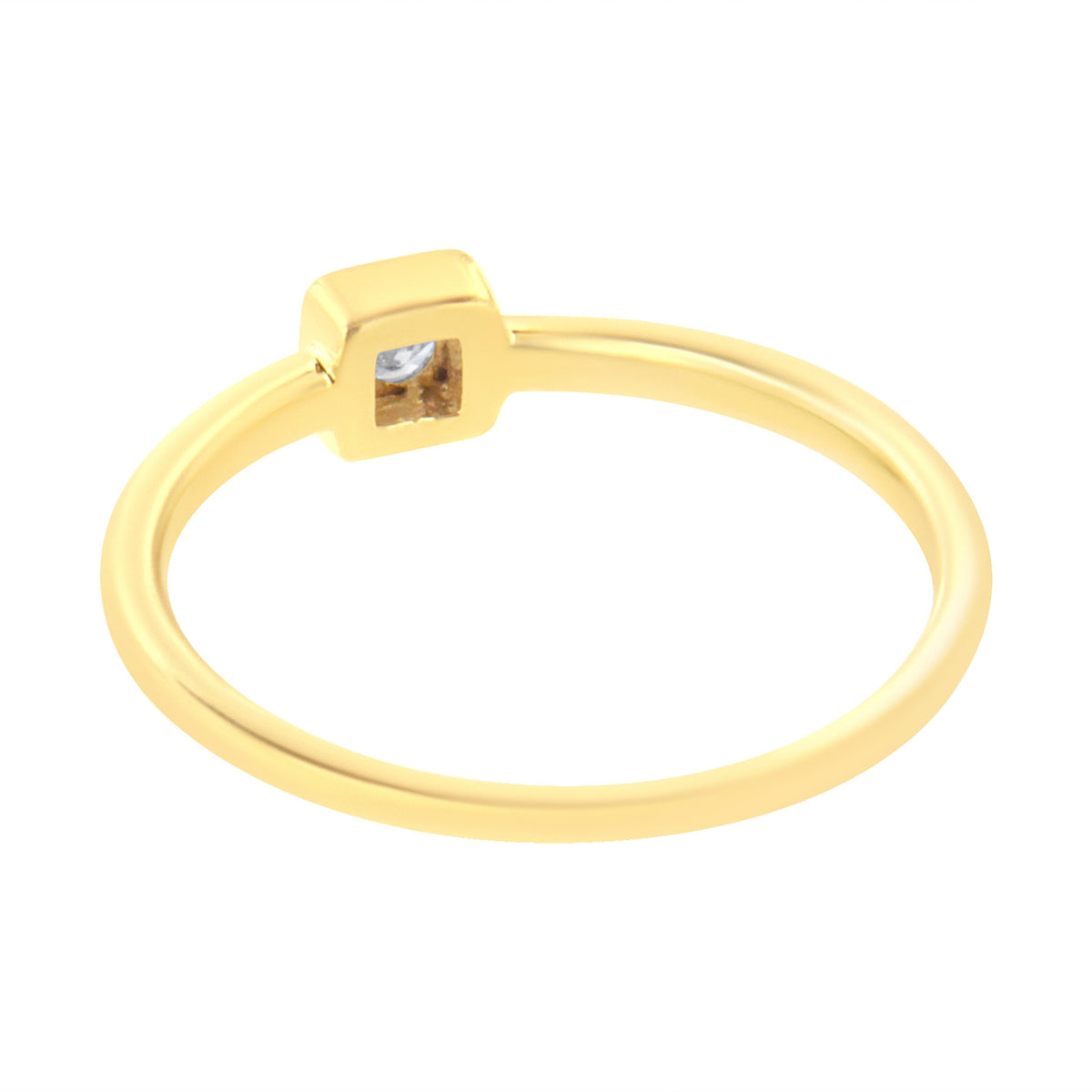 Anillo de promesa de plata de ley .925 chapado en oro amarillo de 14K con diamantes de 1/20 quilates en engaste milagro (color J-K, claridad I1-I2) - Talla 6